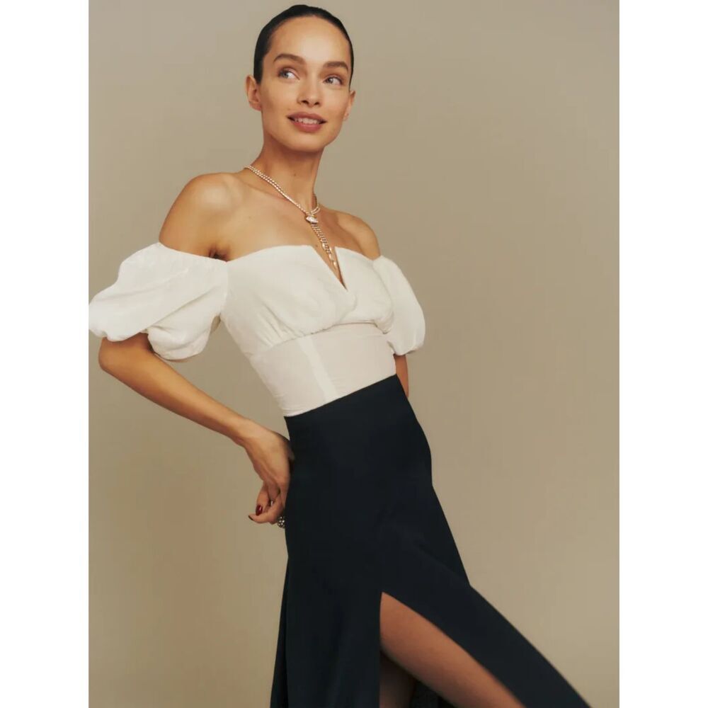 Reformation Amina Velvet Top Size 8 Fior Di Latte Elegant Classy Off Shoulder